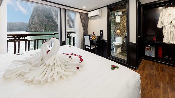 Phòng ngủ với view nhìn ra Vịnh vô cùng lãng mạ