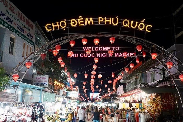 Chợ đêm Phú Quốc - Địa điểm dạo chơi lý tưởng 